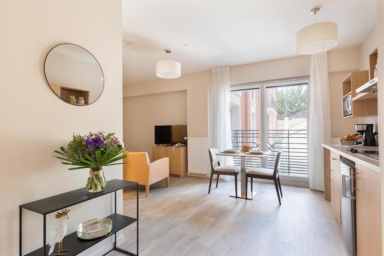 Zenao Appart'Hotels Le Raincy Bagian luar foto
